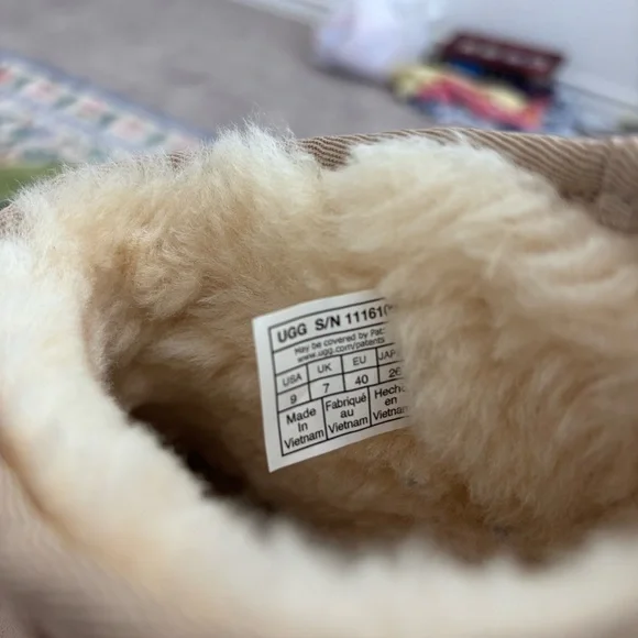 UGG Cream Shearling-Lined Ankle Boot - Picture 6 of 7